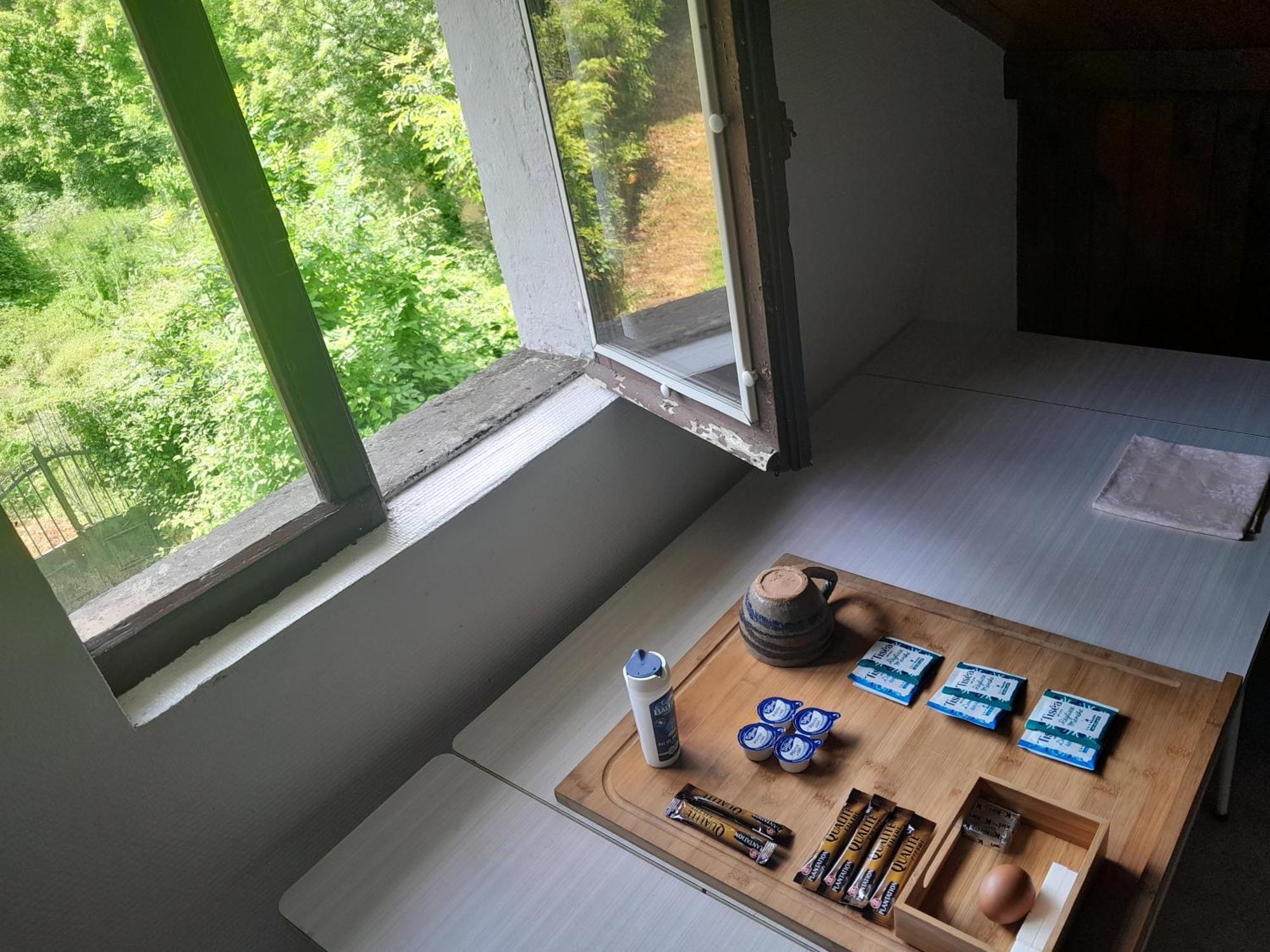 Le Petit Cele Studio Cosy En Bord De Riviere Figeac Εξωτερικό φωτογραφία